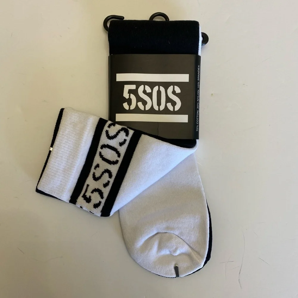 Five Seconds of Summer crew socks!